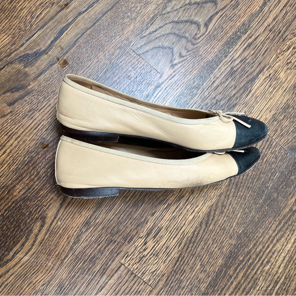Tan and Black Chanel Ballet Flats - Picture 8 of 9